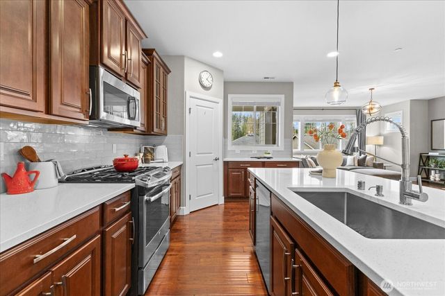 20048 94th Drive NE, Bothell, WA 98011