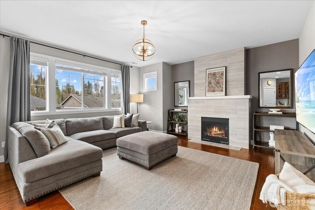 20048 94th Drive NE, Bothell, WA 98011