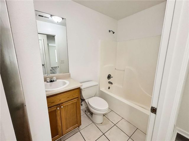 1400 Stonehaven Circle 1406, Cartersville, GA 30121