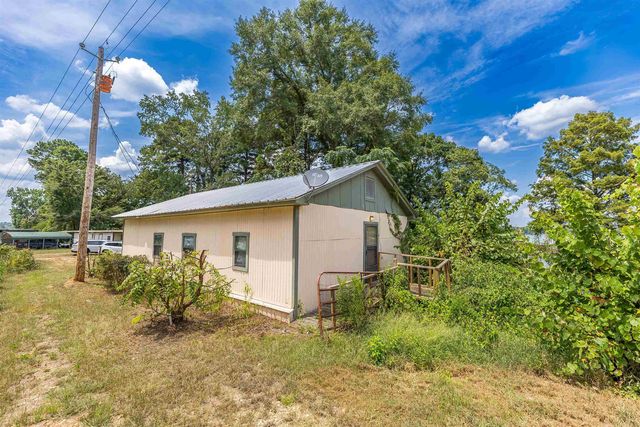 396 Highway 387, Chidester, AR 71726