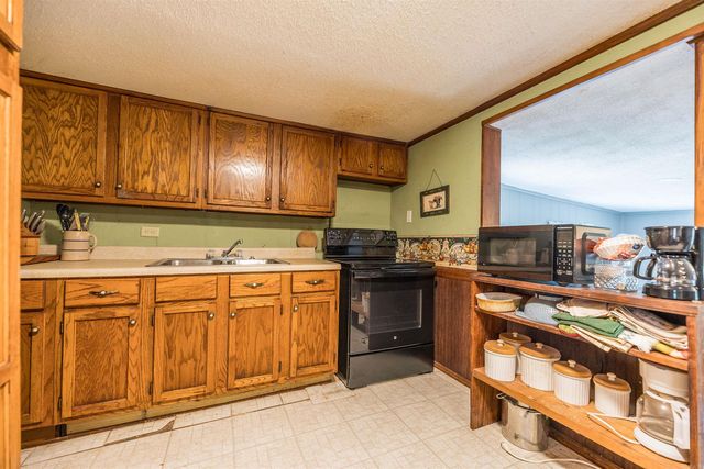 396 Highway 387, Chidester, AR 71726