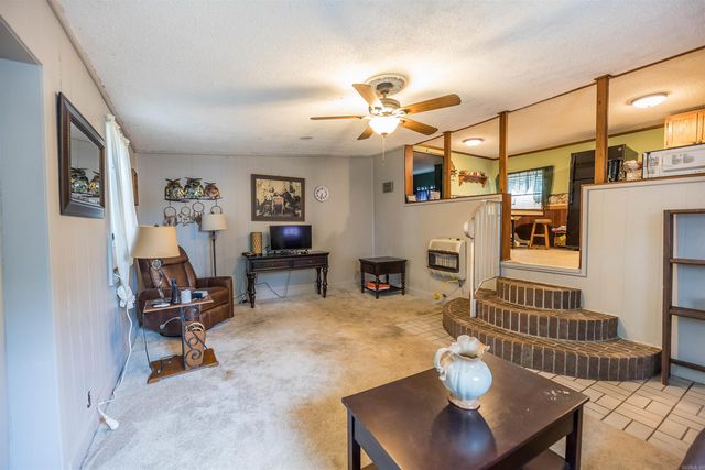 396 Highway 387, Chidester, AR 71726