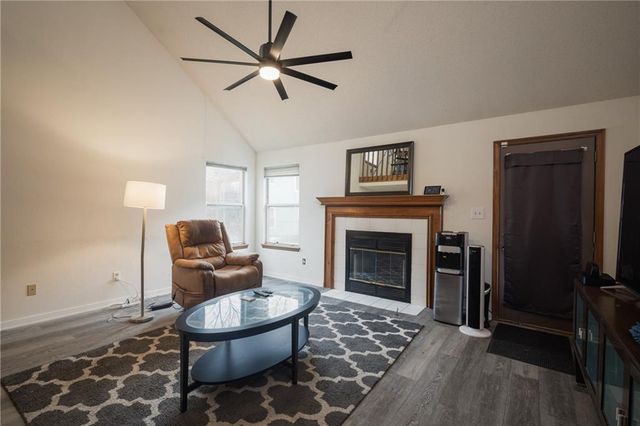 17105 E 45th ST SOUTH Street, Independence, MO 64055