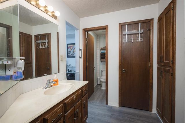 17105 E 45th ST SOUTH Street, Independence, MO 64055