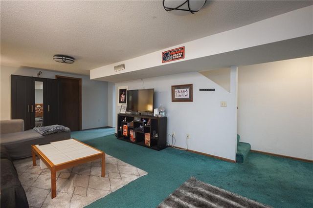 17105 E 45th ST SOUTH Street, Independence, MO 64055