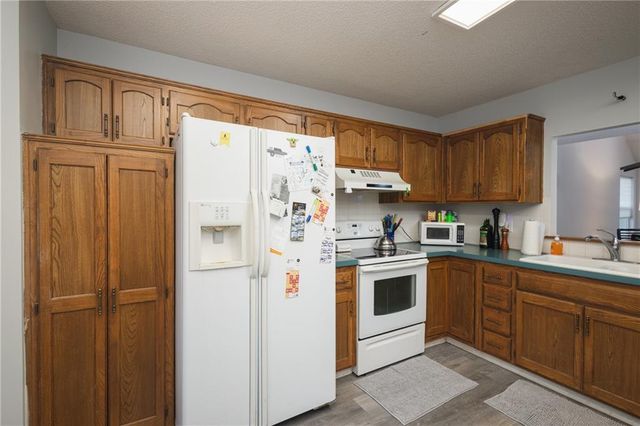 17105 E 45th ST SOUTH Street, Independence, MO 64055