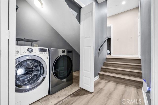 876 Harrington, Glendale, CA 91207