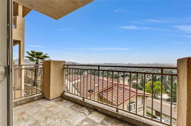 876 Harrington, Glendale, CA 91207