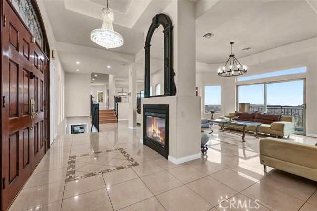 876 Harrington, Glendale, CA 91207