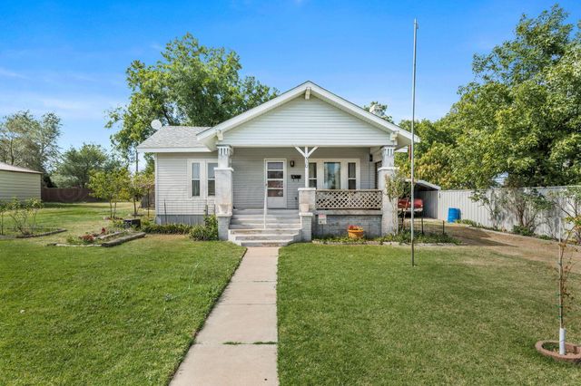 510 S Bugbee Avenue, Clarendon, TX 79226