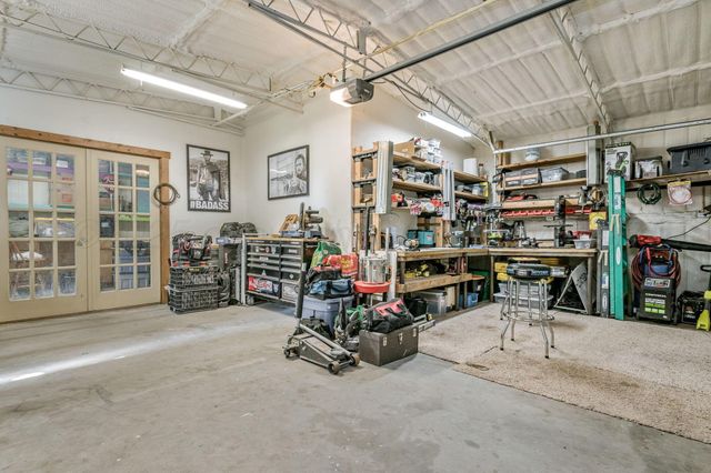 510 S Bugbee Avenue, Clarendon, TX 79226