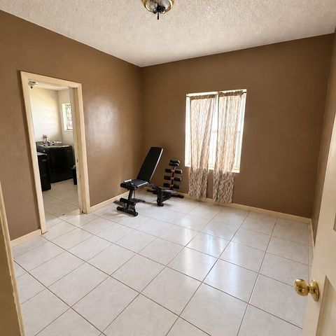 915 RUTLAND Street, Opa-Locka, Opa Locka, FL 33054
