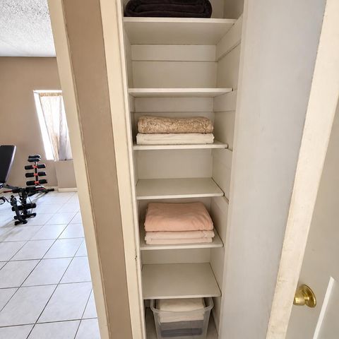 915 RUTLAND Street, Opa-Locka, Opa Locka, FL 33054