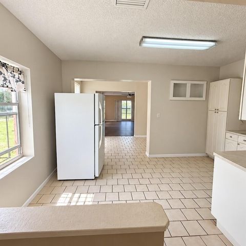 915 RUTLAND Street, Opa-Locka, Opa Locka, FL 33054