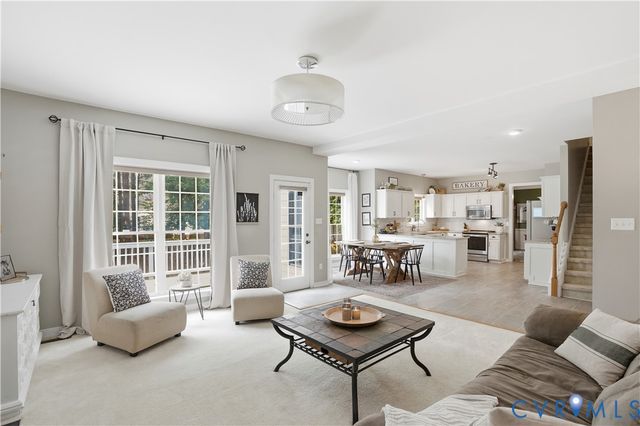 8366 Sherrington Dr, Mechanicsville, VA 23111