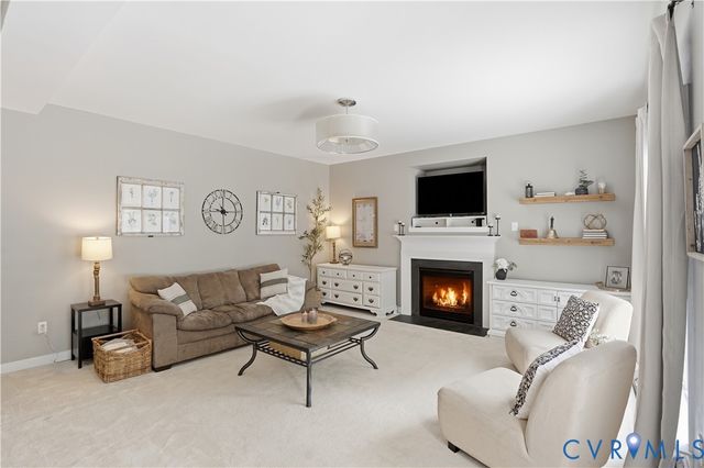 8366 Sherrington Dr, Mechanicsville, VA 23111