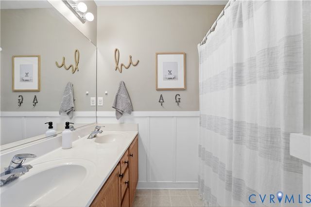 8366 Sherrington Dr, Mechanicsville, VA 23111