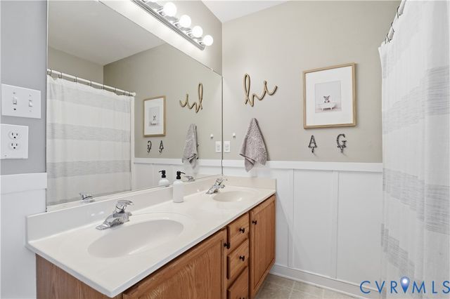 8366 Sherrington Dr, Mechanicsville, VA 23111