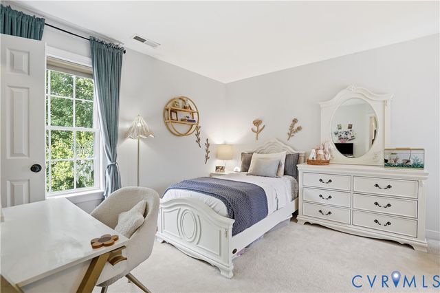 8366 Sherrington Dr, Mechanicsville, VA 23111