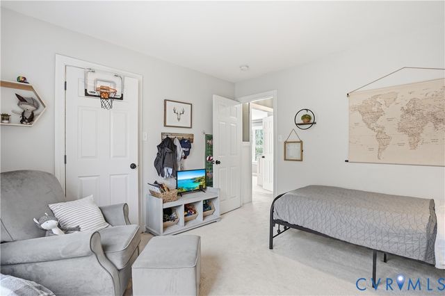 8366 Sherrington Dr, Mechanicsville, VA 23111