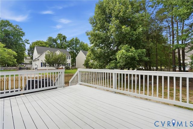 8366 Sherrington Dr, Mechanicsville, VA 23111