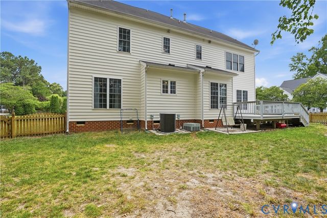 8366 Sherrington Dr, Mechanicsville, VA 23111