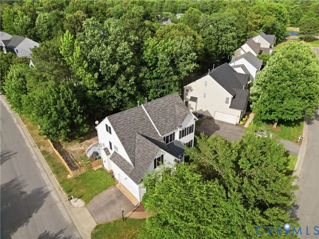 8366 Sherrington Dr, Mechanicsville, VA 23111