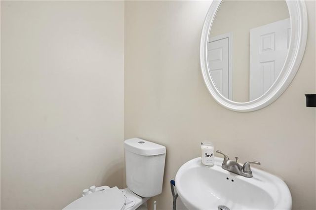 7556 Rutgers Circle, Fairburn, GA 30213