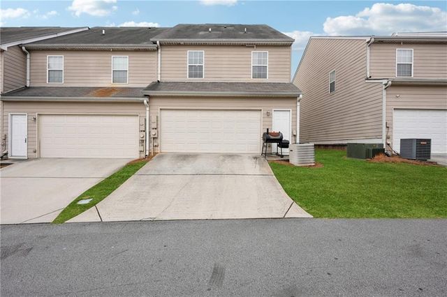 7556 Rutgers Circle, Fairburn, GA 30213