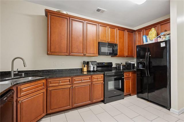 7556 Rutgers Circle, Fairburn, GA 30213