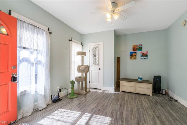 3161 Scranton Road, Cleveland, OH 44109