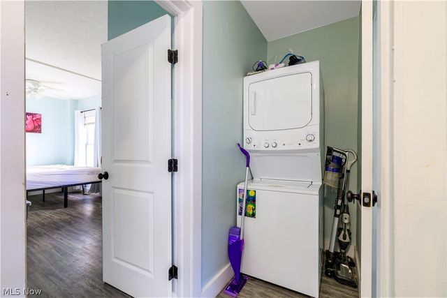 3161 Scranton Road, Cleveland, OH 44109