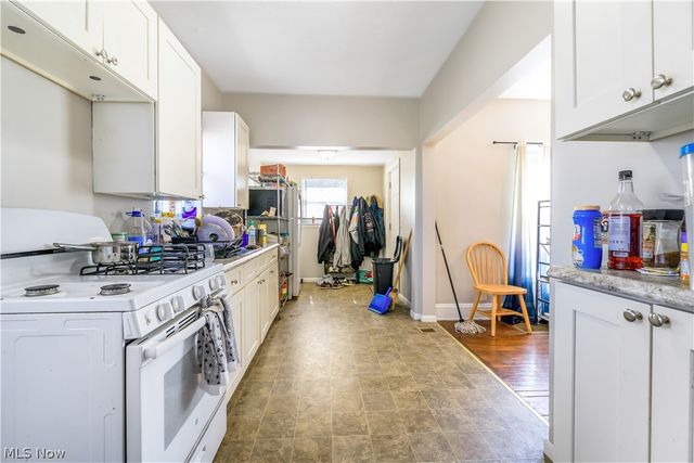 3161 Scranton Road, Cleveland, OH 44109