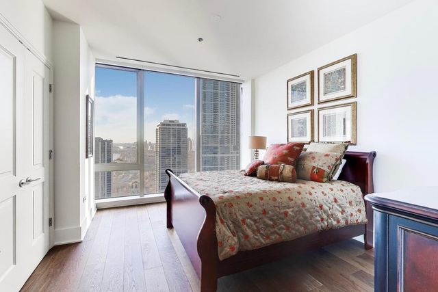 363 E Wacker Drive 2503, Chicago, IL 60601