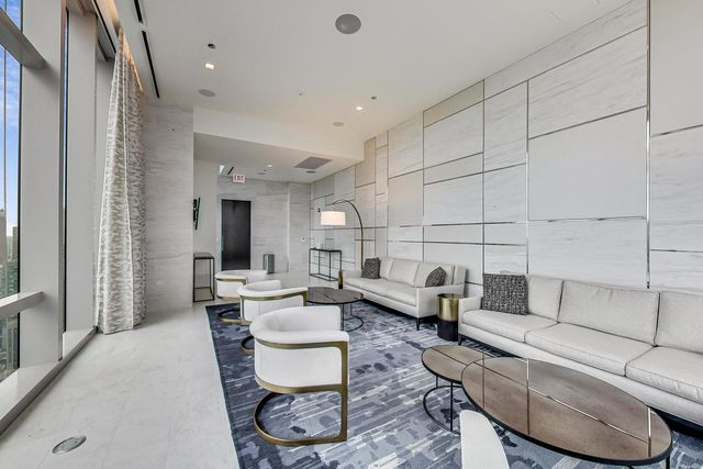 363 E Wacker Drive 2503, Chicago, IL 60601