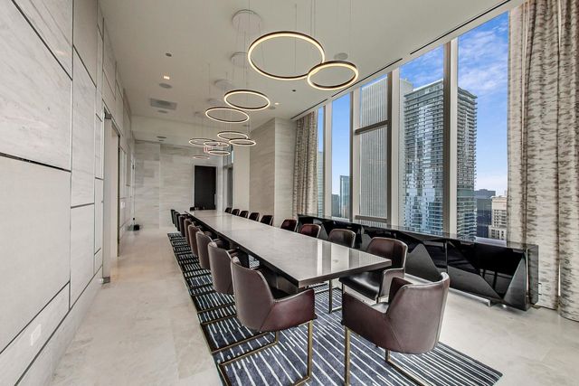 363 E Wacker Drive 2503, Chicago, IL 60601