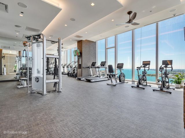 363 E Wacker Drive 2503, Chicago, IL 60601