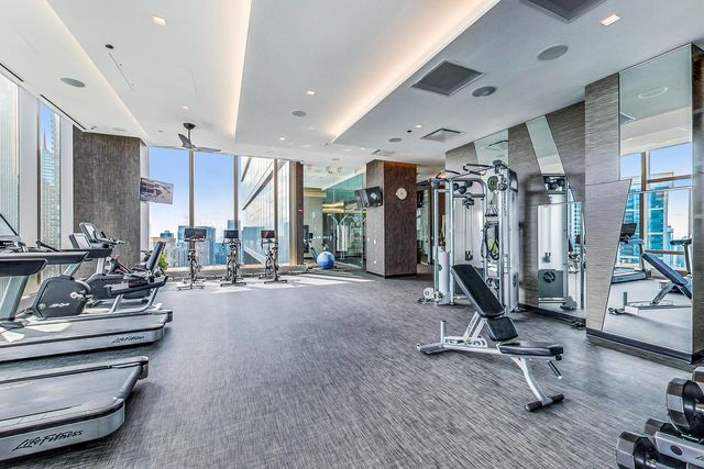 363 E Wacker Drive 2503, Chicago, IL 60601