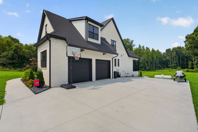 798 Haddon Ln, Winchester, TN 37398