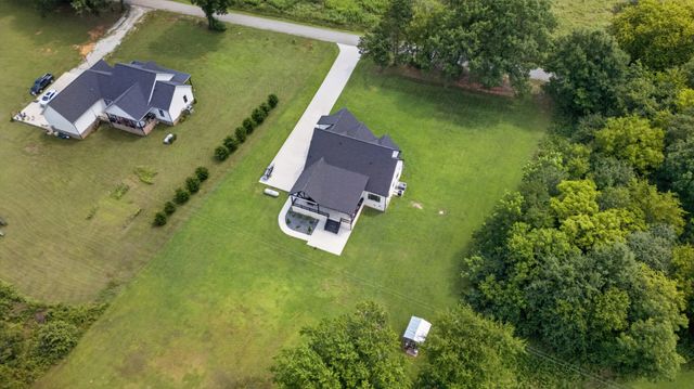 798 Haddon Ln, Winchester, TN 37398