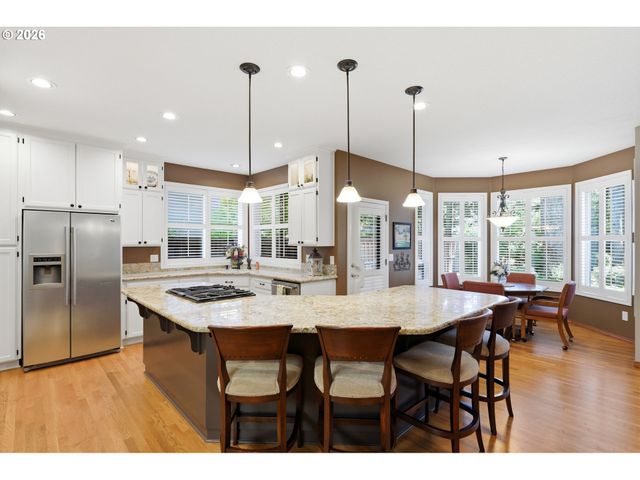 21820 Sw FULLER Dr, Tualatin, OR 97062