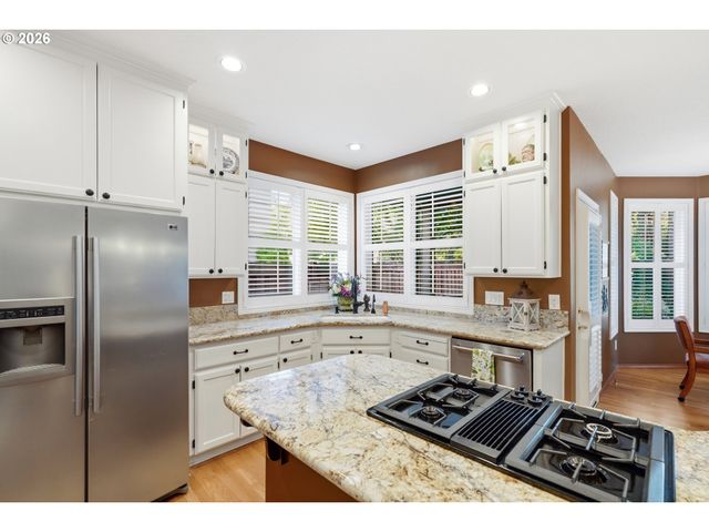 21820 Sw FULLER Dr, Tualatin, OR 97062