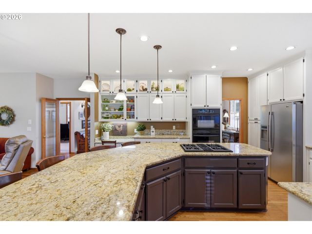 21820 Sw FULLER Dr, Tualatin, OR 97062