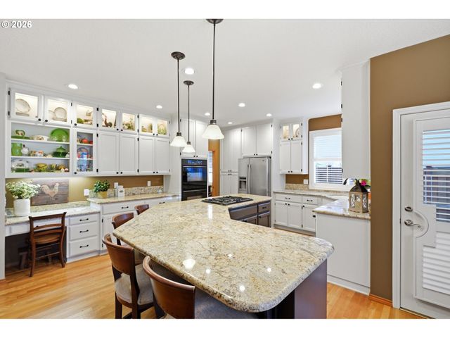 21820 Sw FULLER Dr, Tualatin, OR 97062