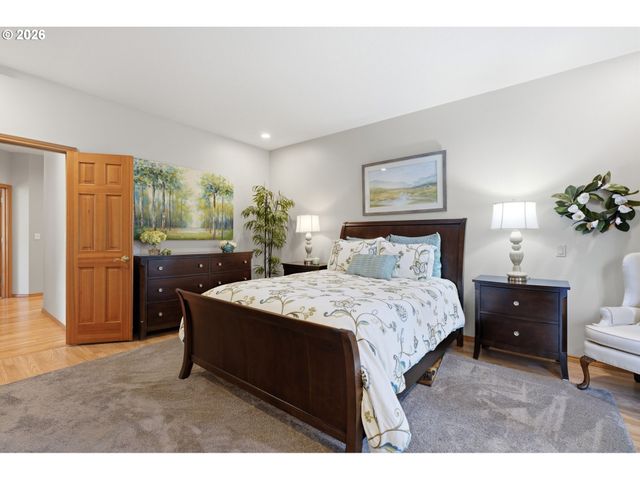 21820 Sw FULLER Dr, Tualatin, OR 97062