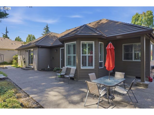 21820 Sw FULLER Dr, Tualatin, OR 97062