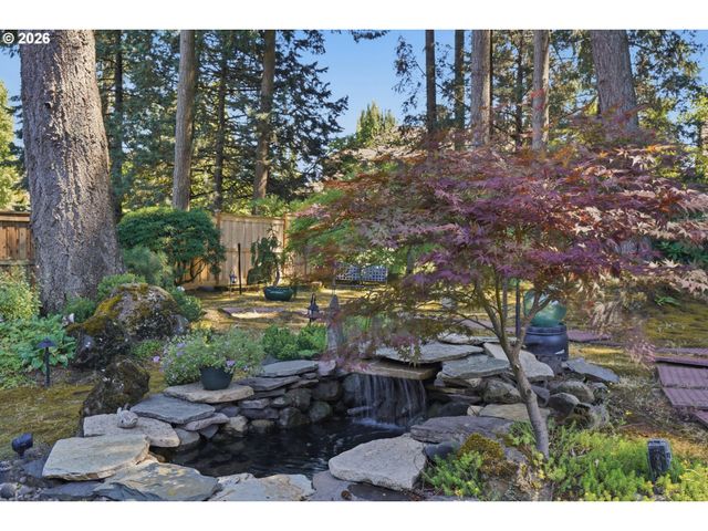 21820 Sw FULLER Dr, Tualatin, OR 97062