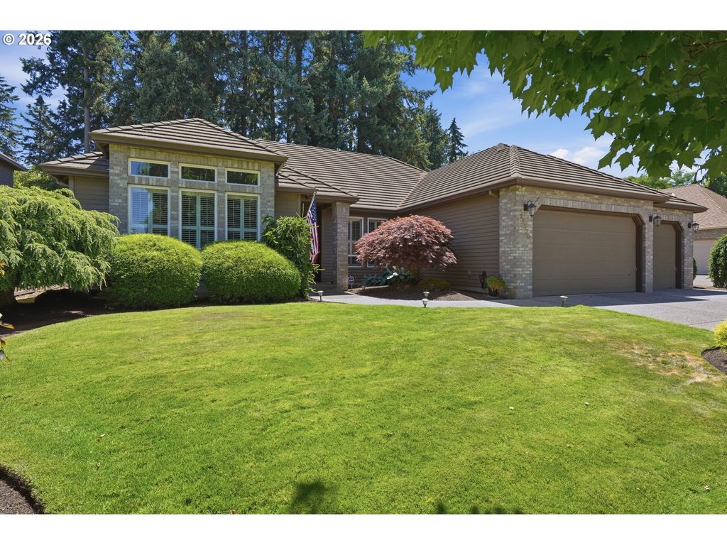 21820 Sw FULLER Dr, Tualatin, OR 97062