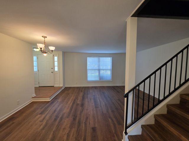 1016 Todd Preis Dr, Nashville, TN 37221