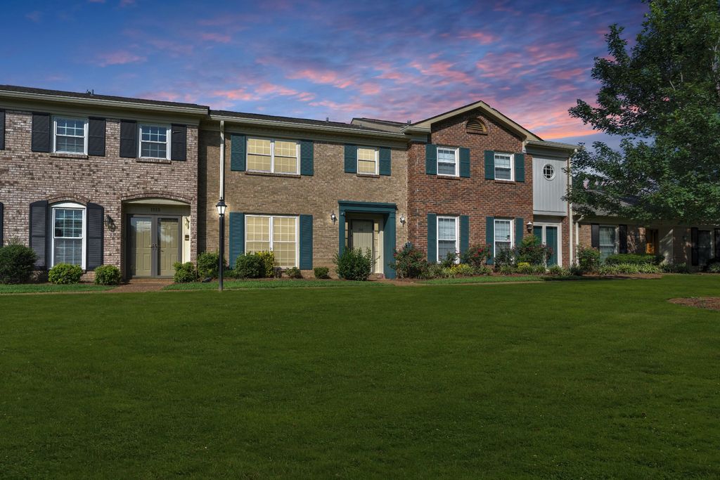 1016 Todd Preis Dr, Nashville, TN 37221